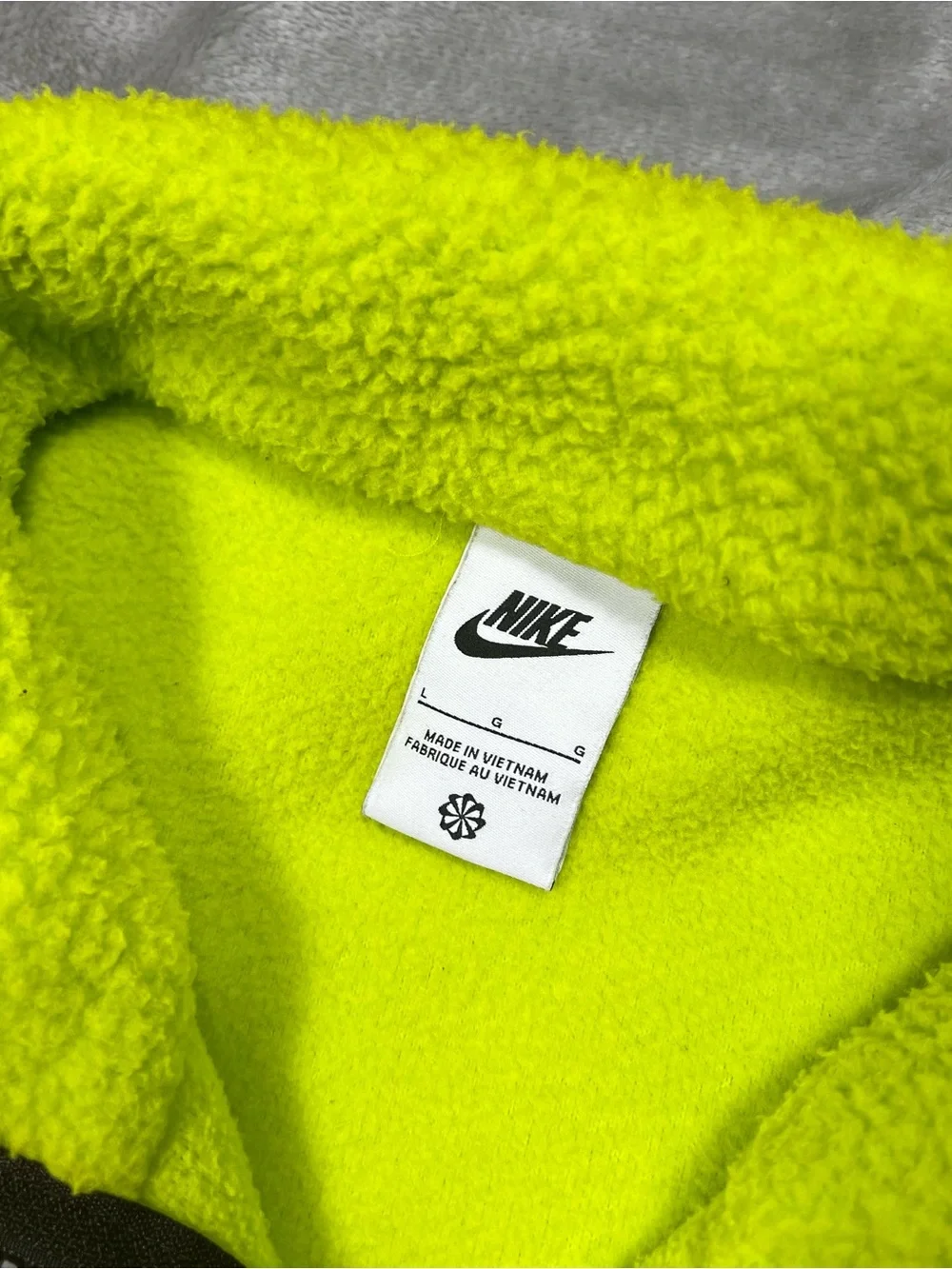 Nike NSW Sherpa Full Zip Fleece Jacket Mens L Volt Green Outdoor DD5021 345